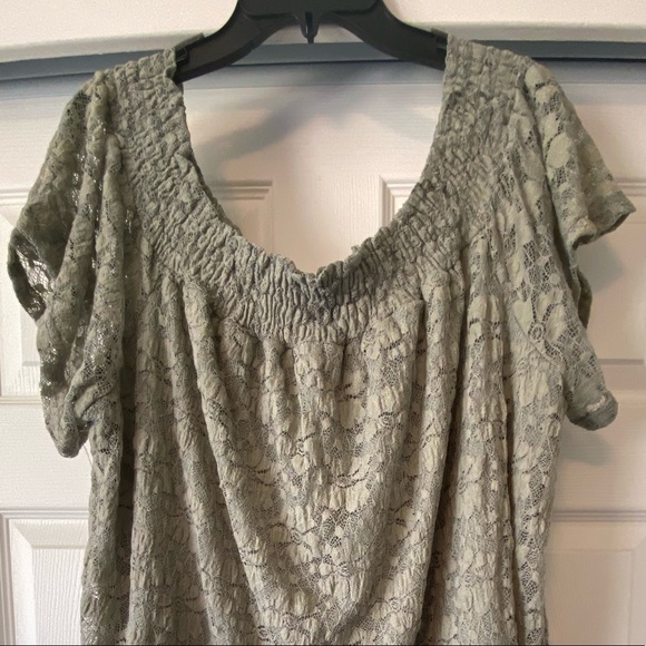 Women’s plus size top - Picture 6 of 6